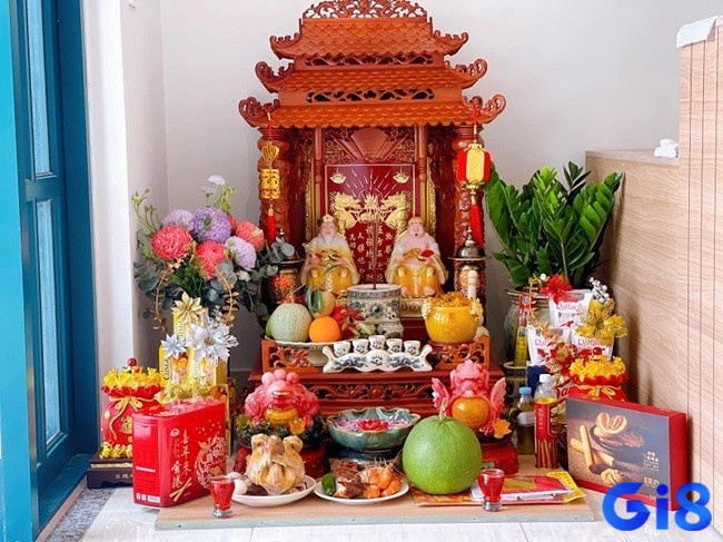 Mơ thấy bàn thờ Thần Tài, ông Địa quất ngay cặp đề trúng lớn số 45, 77