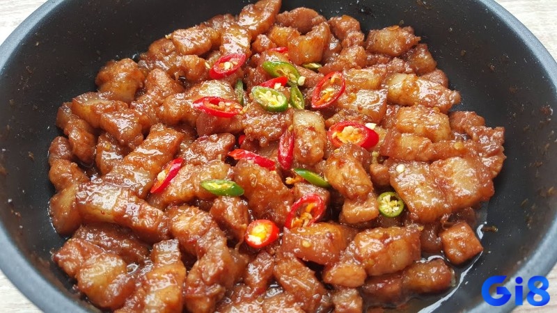 Mơ thấy chế biến thịt heo là điềm báo may mắn cho chuyện tình cảm của bạn