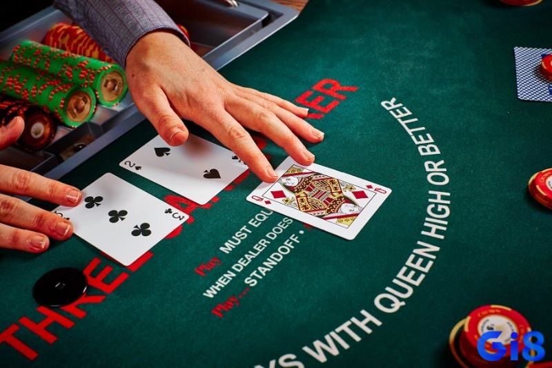 Three Card Poker mang đến trải nghiệm poker casino nhanh chóng và thú vị với chỉ 3 lá bài